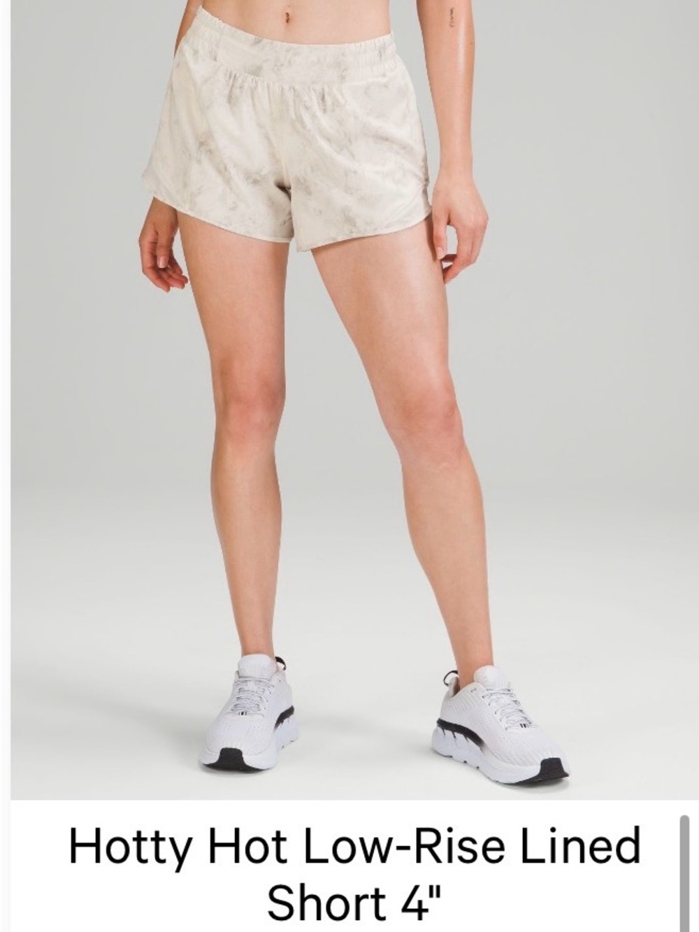 lululemon athletica Hotty hot low rise short 4 in size 4 tall